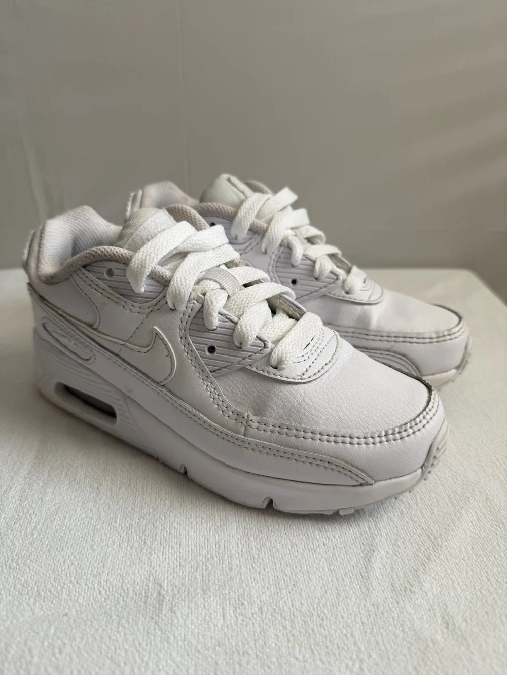 Nike Air Max 90 LTR PS Triple White Kids Size 1Y CD6867-100 No Box